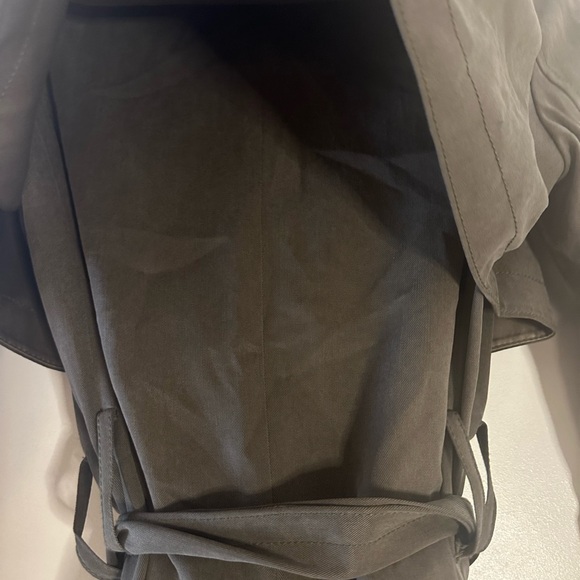 Club Monaco Khaki Trench Coat, Size XS, Brand New Without Tags - Picture 5 of 6